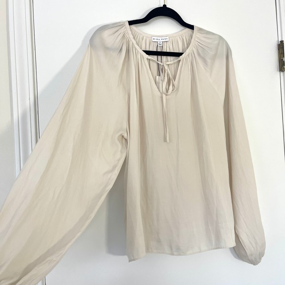 NWT MIOU MUSE Ivory/Cream Tie Neck Long Sleeve Satin Peasant Blouse Size Small‎ - Picture 3 of 11